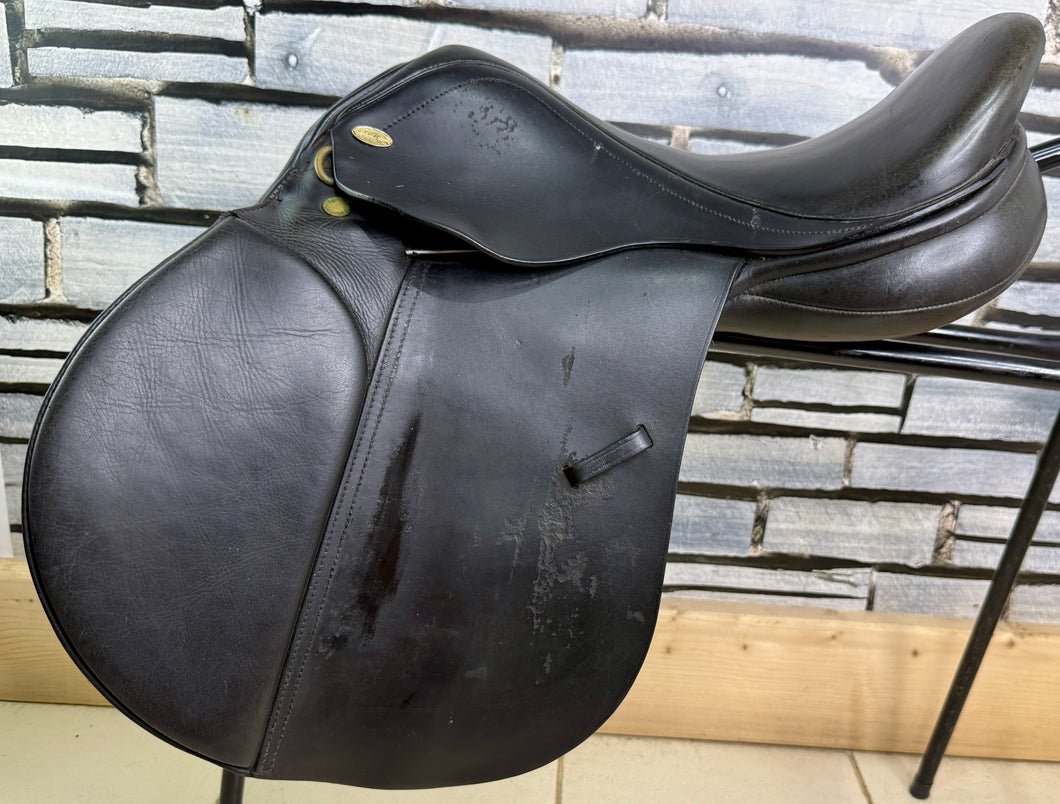 16” Wide Santa Cruz Pony GP Saddle - Black