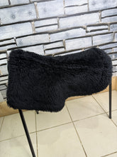 Load image into Gallery viewer, S/H Nuumed Double Wool Half Pad Numnah - Black - L