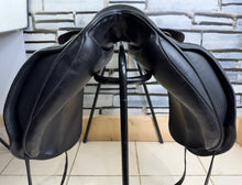 Load image into Gallery viewer, 17 1/2” Wide-XW Ideal Suzannah Dressage Saddle - Black - Excellent Condition - Big Blocks