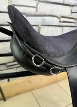 Load image into Gallery viewer, 17” XXW Cob GP Saddle - Black