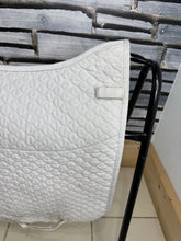 Load image into Gallery viewer, S/H Nuumed Half Wool Dressage Pad -Medium- White