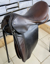 Load image into Gallery viewer, 16” Wide Ideal English Pony WH/VSD Saddle - Brown