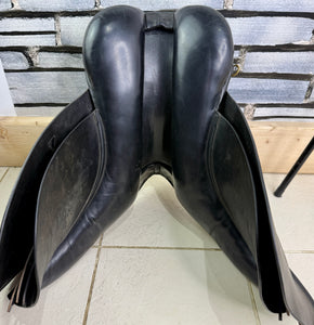 17” Medium Jeffries Falcon Event GP Saddle - Black
