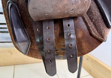 Load image into Gallery viewer, 15 1/2” Wide Excelle/Walsall Riding English Pony GP Saddle - Brown