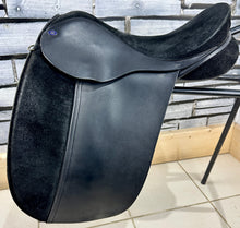 Load image into Gallery viewer, 16 1/2” XW Teversal WH Saddle - Black