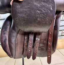 Load image into Gallery viewer, 17” Wide Jeffries Falcon Hawk Event GP Saddle - Brown