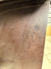 Load image into Gallery viewer, 17 1/2” Wide Barnsby USDF Dressage Saddle - Brown