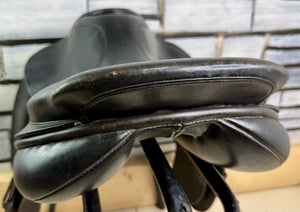 17 1/2” Medium Albion Legend Jump Saddle - Black