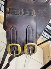 Load image into Gallery viewer, S/H English Leather Top Quality Anti-Cast Roller - Brown - Full