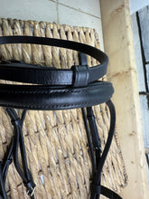 Load image into Gallery viewer, S/H Stubben CTD Flash Competition Bridle - Black - Full