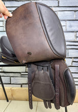 Load image into Gallery viewer, 17 1/2” XW Ideal VSD H&amp;C Cob GP Saddle -Brown- Point &amp; Balance Straps