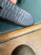 Load image into Gallery viewer, Sabre Flash Cavesson Noseband - Black - Cob - Traditional English Leather