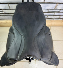 Load image into Gallery viewer, 17 1/2” XXW Thorowgood Griffin Cob GP Saddle - Black - Extra Wide - Flat Tree - 4 Straps