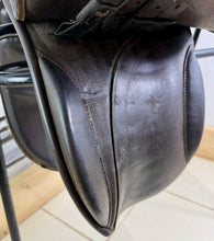 Load image into Gallery viewer, 16” XW Fylde English Pony WH/Show Saddle - Brown