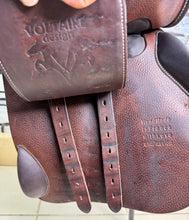 Load image into Gallery viewer, 18 1/2” MW Voltaire Stutgartt Double Flap Jump Saddle - Brown