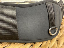 Load image into Gallery viewer, Curved Memory Foam Anatomic Soft Dressage Girth - Black