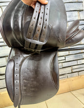 Load image into Gallery viewer, 17” Wide Jeffries Stamford WH Saddle - Brown