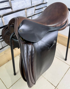17 1/2” Wide-XW Frank Baines Eclipse GP Saddle - Brown