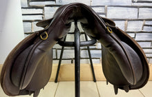 Load image into Gallery viewer, 17” Wide-XW Ideal H&amp;C Cob GP/WH Saddle - Brown