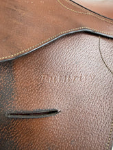 Load image into Gallery viewer, 17” Futurity Full Tree Racing Saddle - Tan - Soft Foam Panels