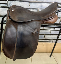 Load image into Gallery viewer, 15” Wide Champion English Pony WH/Show Saddle - Brown