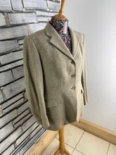 Load image into Gallery viewer, Swaine Adney Brigg Ladies Tweed Jacket - Size 36 - Brown Wool Tweed - Hunter/Hacking/Showing M&amp;M