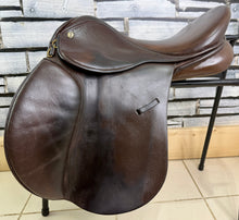 Load image into Gallery viewer, 17” MW GFS Pro-Event GP Saddle - Brown