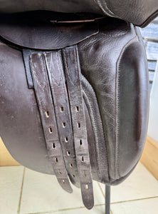 18” Wide Black Country Working Hunter Saddle - Brown