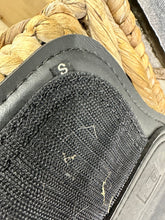 Load image into Gallery viewer, S/H N.E.W Lightweight Brushing Boots - Small