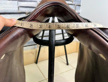 Load image into Gallery viewer, 17 1/2” Wide Paramount Monoflap Jump Saddle - Brown