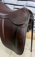 Load image into Gallery viewer, 17” MW-Wide Ideal Ramsey Show/WH Saddle - Brown