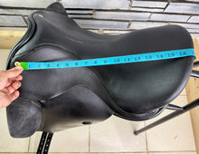 Load image into Gallery viewer, 17” Wide Holistic Saddlery Monoflap Dressage Saddle - Black