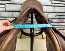 Load image into Gallery viewer, 18” Medium Zaldi Jupiter GP/Jump Saddle - Brown