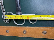 Load image into Gallery viewer, 5 1/2” Vulcanite Mullen Mouth Short Shank Pelham Bit - Cob/Showing/Hunting