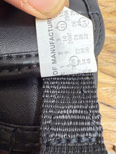 Load image into Gallery viewer, S/H 54” Wintec Waffle Atherstone Girth - Black