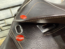 Load image into Gallery viewer, 17” MW/Wide Whitaker Madrid Jump Saddle - Brown