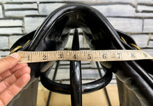 Load image into Gallery viewer, 16 1/2” Medium Farrington Burford Event GP Saddle - Black