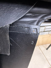 Load image into Gallery viewer, 17” Medium County Saddlery Fusion Dressage Saddle - Black