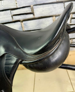 17 1/2” XW M&J Saddlery English GP Cob Saddle - Black