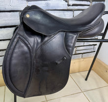 Load image into Gallery viewer, 16 1/2” MW Heritage English Saddlery GP Saddle - Black