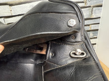 Load image into Gallery viewer, 17 1/2” MN Albion Ultima Dressage Saddle - Black