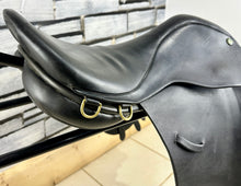 Load image into Gallery viewer, 17” Wide Ideal Classic GP Saddle - Black