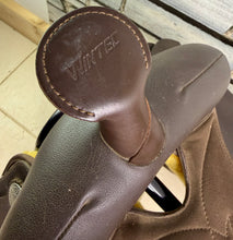 Load image into Gallery viewer, 16” Wintec SQHB Western Saddle - Brown - Lightweight - Never Used!!
