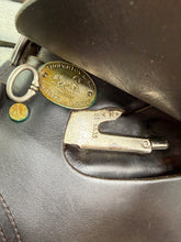 Load image into Gallery viewer, 18 1/2” MN J. Houghton GP/Jump Gents Hunting Saddle - Brown - English