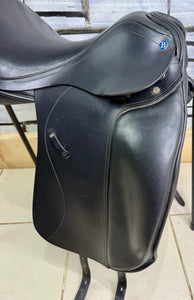 17 1/2” Medium Barnsby Dressage Saddle - Black