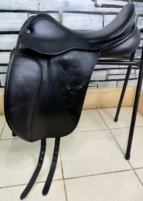 17 1/2” Medium Spalding Britanica Elite Dressage Saddle - Black