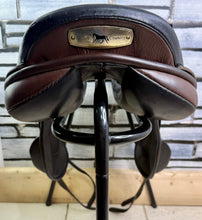 Load image into Gallery viewer, 17” Medium-MW Black Country Vinici MonoFlap Jump Saddle -Brown/Black- Jumping/XC