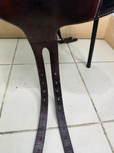 Load image into Gallery viewer, 17” XW Voltaire Lexington Monoflap Jump Saddle - Brown