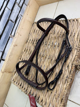Load image into Gallery viewer, S/H Hunter Cavesson Snaffle Bridle -Brown- Large Pony/Sml Cob