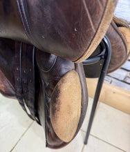 Load image into Gallery viewer, 17” MN S.O.S Saddlery GP/Jump Saddle - Brown - High Wither - TB ROR - Massive Blocks